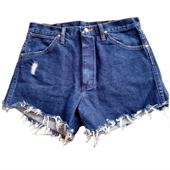 Vintage Wrangler original blue denim wash frayed Distressed Jean shorts 32 - Picture 1 of 4